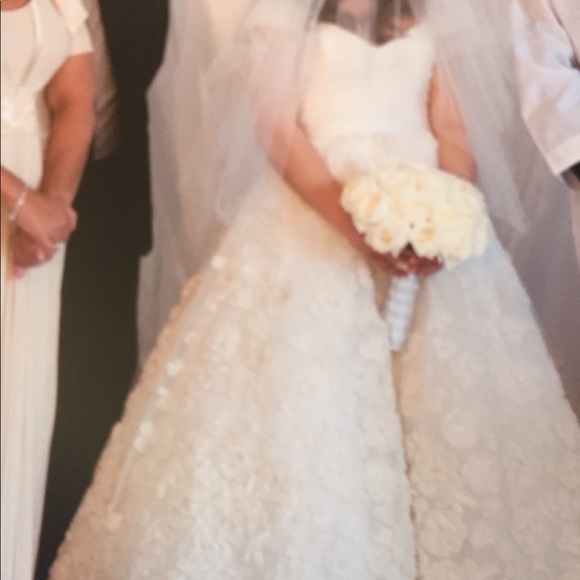 Christos wedding dress - Picture 7 of 8